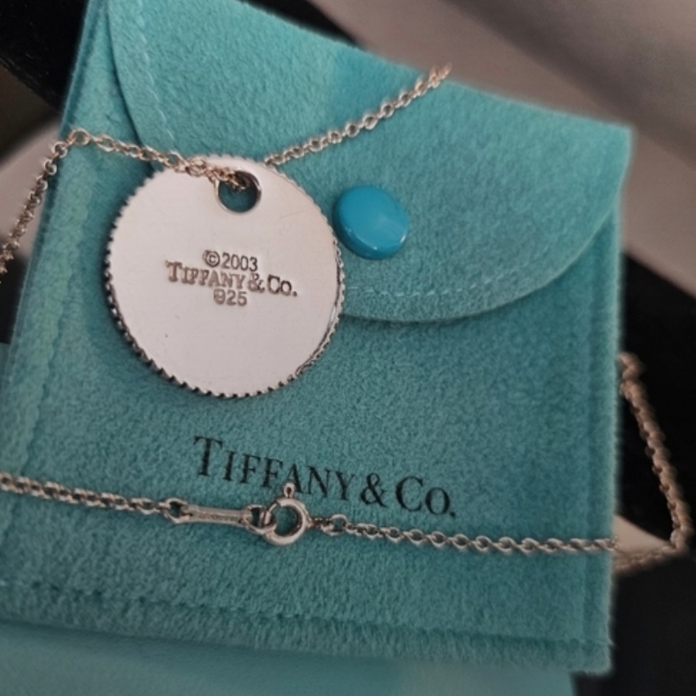 Tiffany & Co. Coin Edge Disc Round Sterling Silver 925 Pendant Necklace/Gorgeous